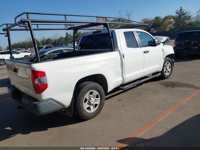 5TFRM5F19EX069812 Toyota Tundra Sr 4.6l V8