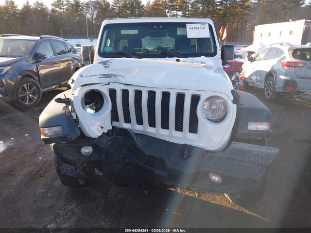 1C4GJXAG7JW307146 Jeep Wrangler Sport 4x4