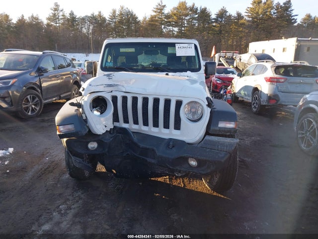 1C4GJXAG7JW307146 Jeep Wrangler Sport 4x4