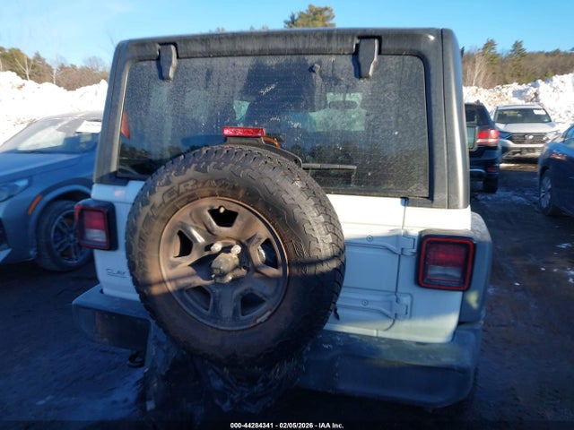 1C4GJXAG7JW307146 Jeep Wrangler Sport 4x4