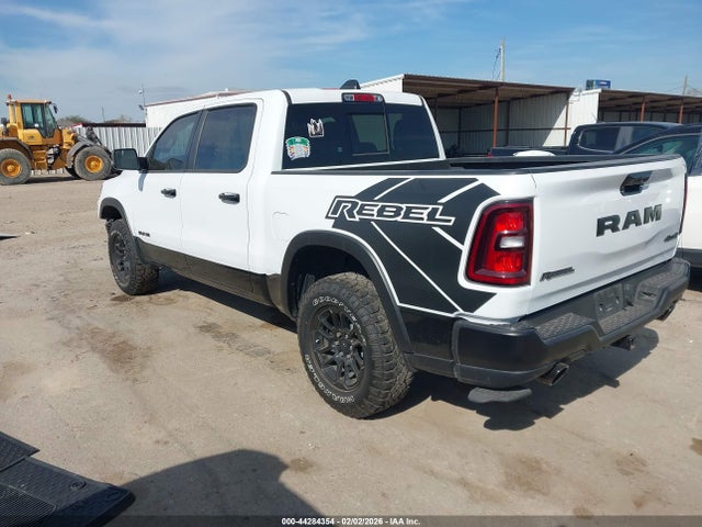 2025 RAM 1500 1C6SRFLP2SN632800 Photo 2
