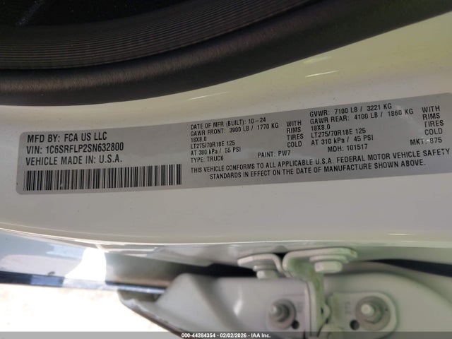 2025 RAM 1500 1C6SRFLP2SN632800 Photo 8