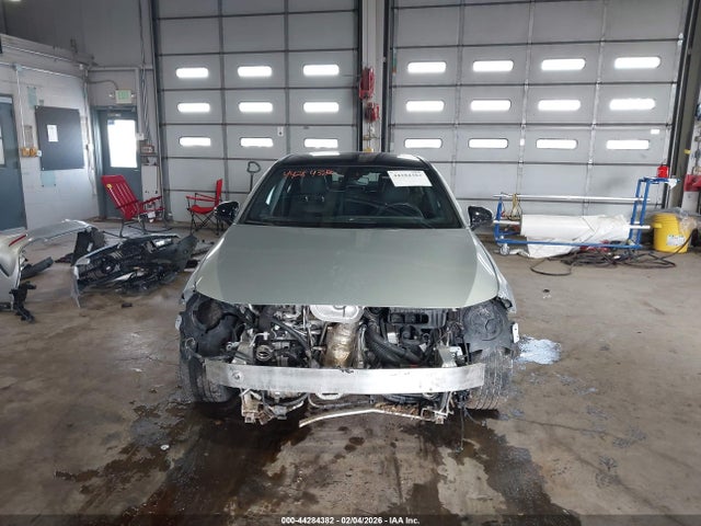 W1K3G4FBXNJ372932 Mercedes-Benz A 220 4matic