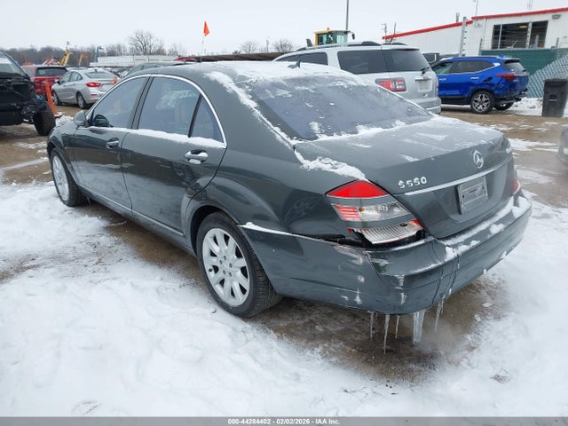 2007 MERCEDES-BENZ S 550 WDDNG86XX7A097769 Photo 2