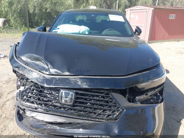 44284405 :رقم المزاد ، 1HGCY2F58SA091778 vin ، 2025 Honda Accord Hybrid Sport مزاد بيع