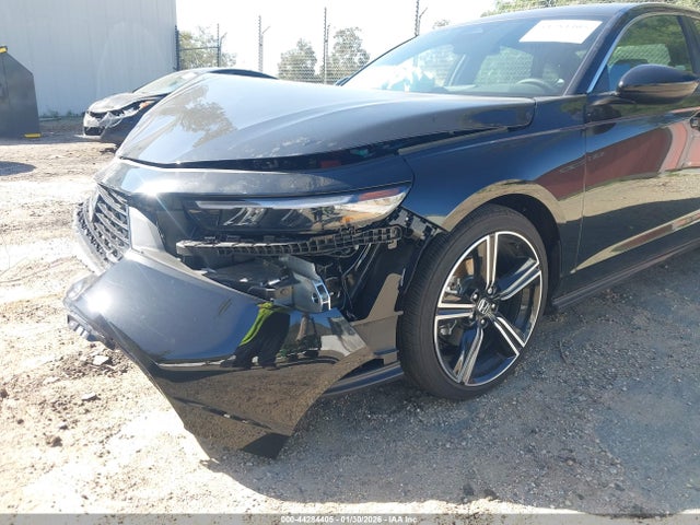 44284405 :رقم المزاد ، 1HGCY2F58SA091778 vin ، 2025 Honda Accord Hybrid Sport مزاد بيع