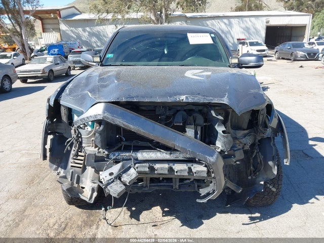 3TMCZ5AN7LM367618 Toyota Tacoma Trd Off-road