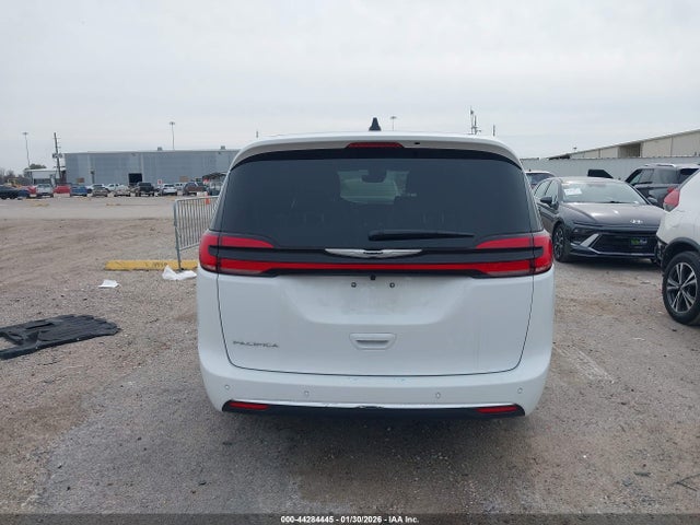Chrysler Pacifica Select 2026 2C4RC1BG7TR168839 Image 17