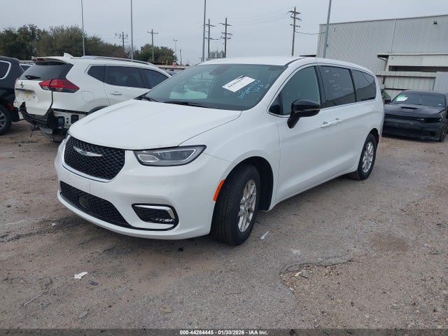 Chrysler Pacifica Select 2026 2C4RC1BG7TR168839 Image 2
