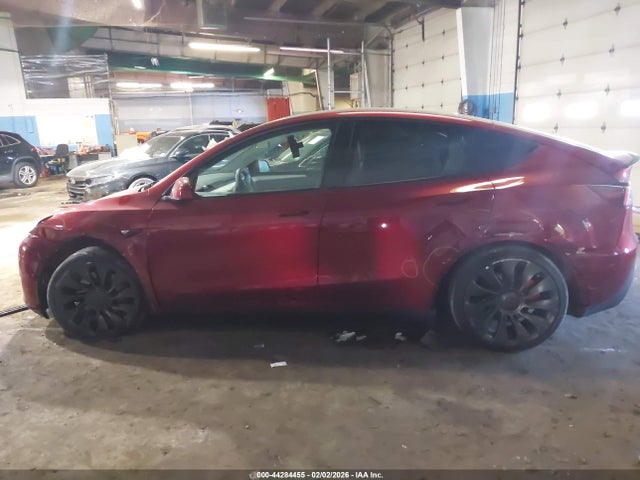 7SAYGDEFXSA352414 Tesla Model Y Performance Dual Motor All-wheel Drive