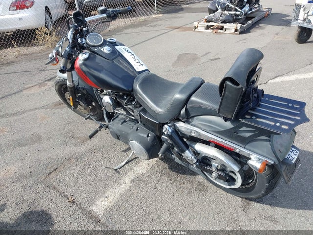 2016 HARLEY-DAVIDSON FXDF 1HD1GYM3XGC308562 Photo 2