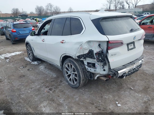 2023 BMW X5 5UXCR6C0XP9P15518 Photo 2