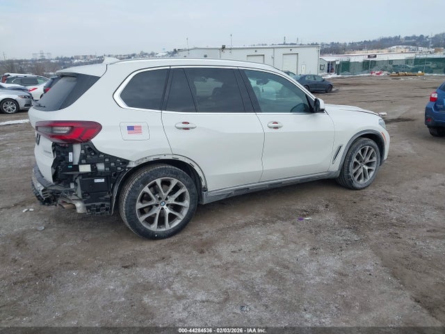 2023 BMW X5 5UXCR6C0XP9P15518 Photo 3