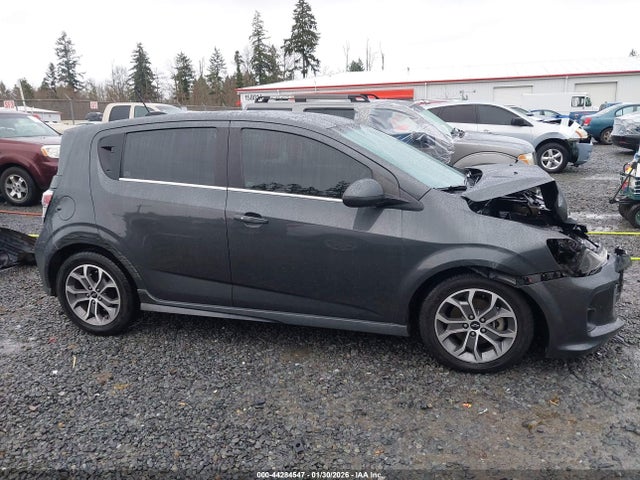 Chevrolet Sonic Lt Auto 2018 1G1JD6SB3J4135065 Image 14