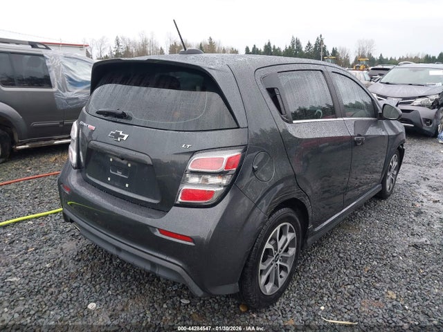 Chevrolet Sonic Lt Auto 2018 1G1JD6SB3J4135065 Image 4