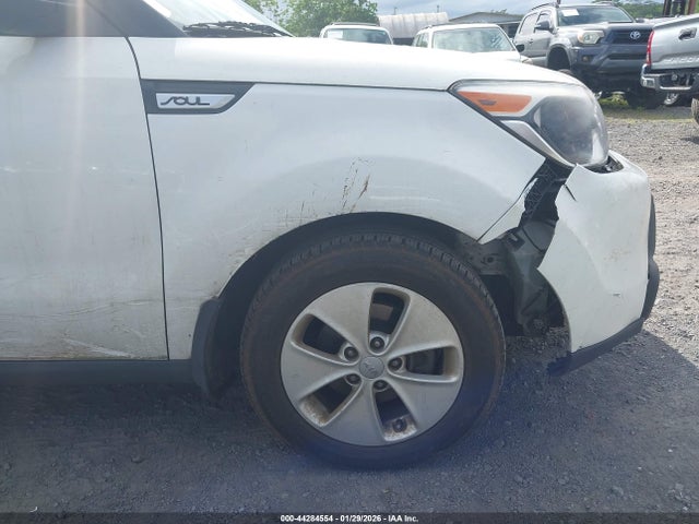 KNDJN2A24G7393441 KIA Soul