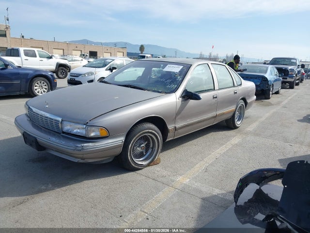 1996 CHEVROLET CAPRICE / IMPALA 1G1BL52P5TR170595 Photo 1