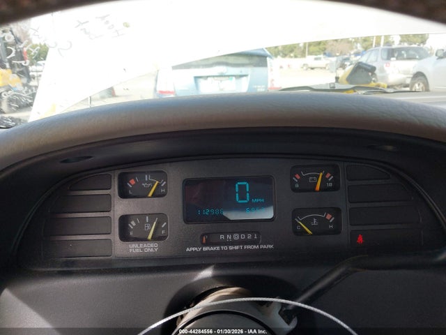 1996 CHEVROLET CAPRICE / IMPALA 1G1BL52P5TR170595 Photo 6