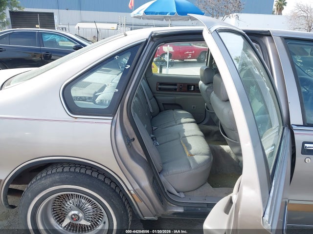 1996 CHEVROLET CAPRICE / IMPALA 1G1BL52P5TR170595 Photo 7