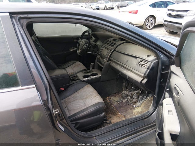 4T1BF1FK0EU771365 Toyota Camry Se Sport