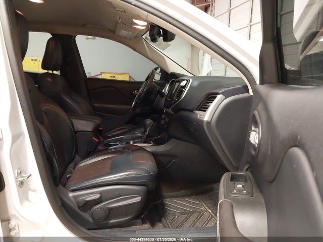 1C4PJLDB8FW632985 Jeep Cherokee Limited