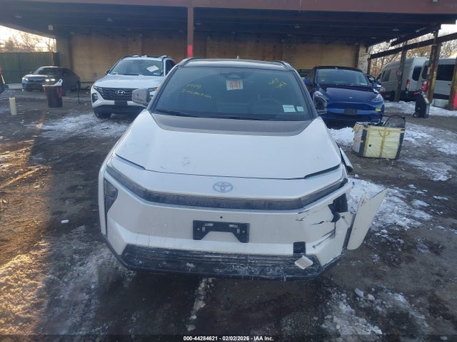 JTMBDAFBXTA002462 Toyota Bz Limited
