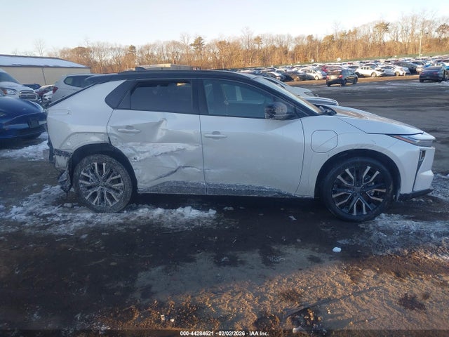 JTMBDAFBXTA002462 Toyota Bz Limited