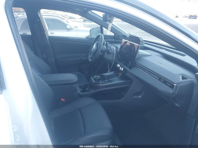 JTMBDAFBXTA002462 Toyota Bz Limited