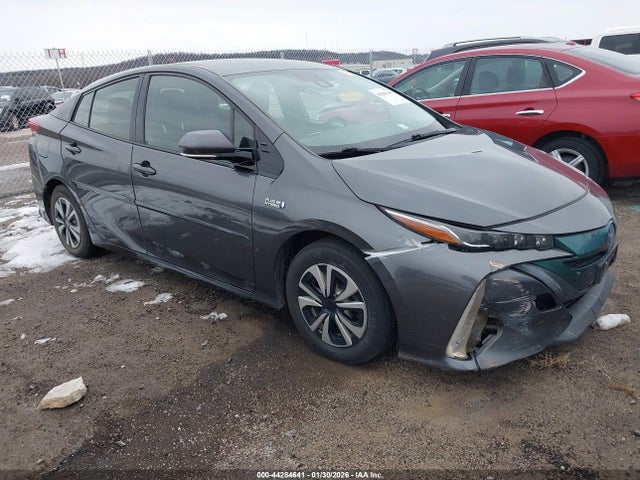 44284641 :رقم المزاد ، JTDKARFP6H3006281 vin ، 2017 Toyota Prius Prime Premium مزاد بيع