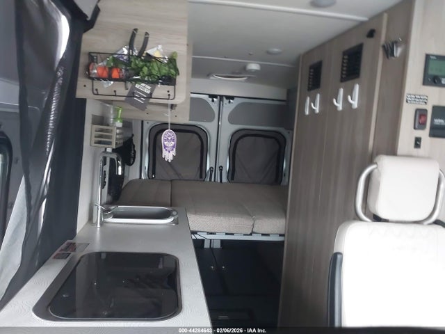 44284643 :رقم المزاد ، 3C6LRVDG6NE135061 vin ، 2022 Ram Promaster 2500 High Roof 159 Wb مزاد بيع