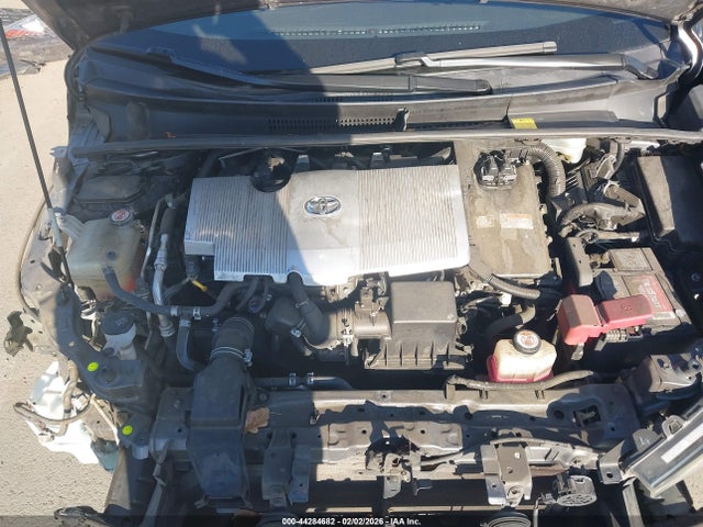 JTDKBRFU9H3034952 Toyota Prius Two