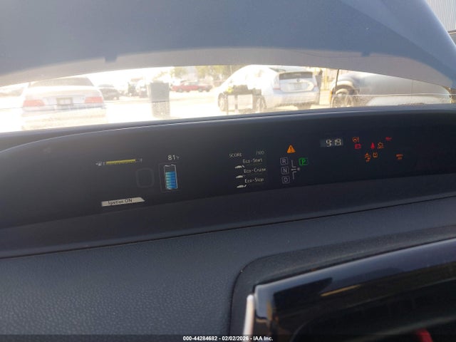 JTDKBRFU9H3034952 Toyota Prius Two