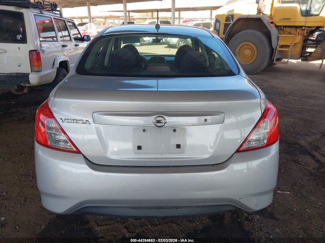 Nissan Versa 1.6 S 2015 3N1CN7AP1FL835879 Image 17