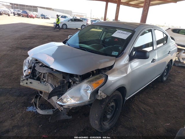 Nissan Versa 1.6 S 2015 3N1CN7AP1FL835879 Image 2