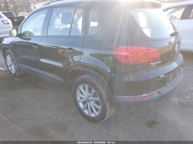 WVGBV7AX8HK049196 Volkswagen Tiguan 2.0t/2.0t S