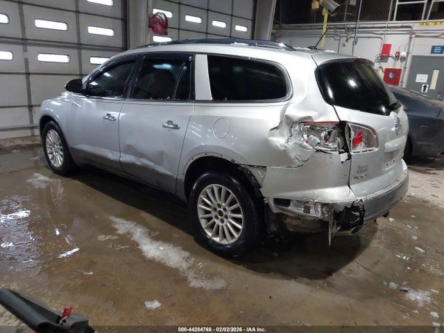 2011 BUICK ENCLAVE 5GAKVBED3BJ337441 Photo 2