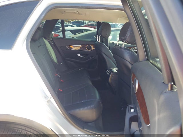 WDC0G4JB9GF058970 Mercedes-Benz GLC 300