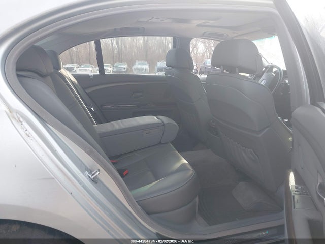 44284794 :رقم المزاد ، WBAGN63452DR05568 vin ، 2002 Bmw 745li مزاد بيع