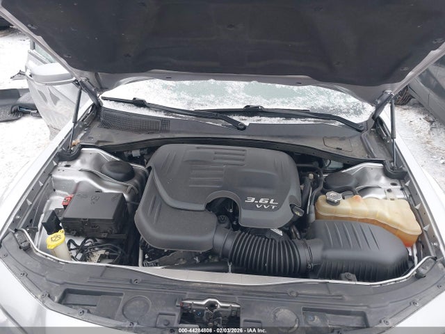 Aukcja sprzedaży 2018 Chrysler 300 300s, vin: 2C3CCABG9JH227600, numer aukcji: 44284808