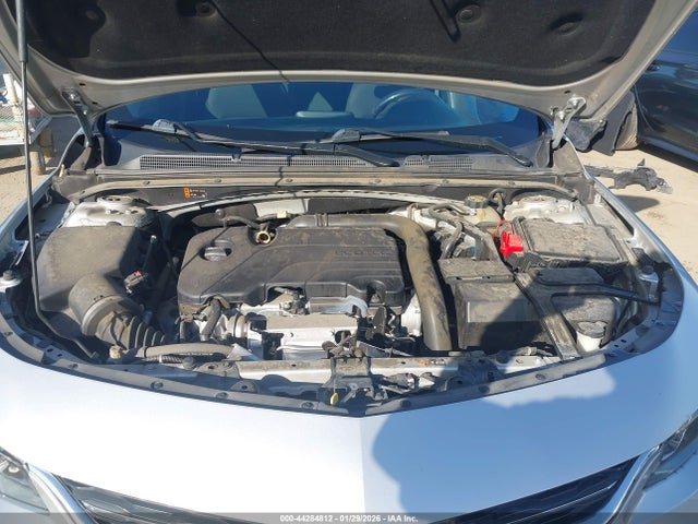 1G1ZD5ST4JF273983 Chevrolet MALIBU LT