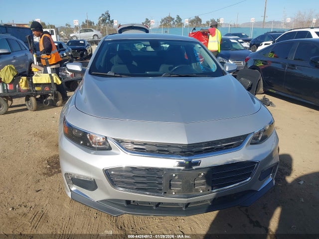 1G1ZD5ST4JF273983 Chevrolet MALIBU LT