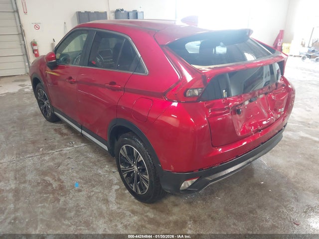 2018 MITSUBISHI ECLIPSE CROSS JA4AT5AA9JZ048751 Photo 2