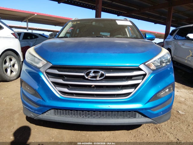 KM8J33A4XJU692451 Hyundai TUCSON SEL