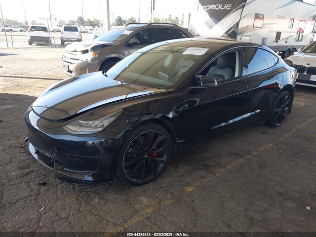 5YJ3E1EB3KF385766 Tesla Model 3 Long Range/performance
