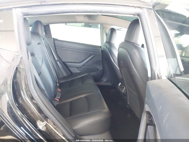 5YJ3E1EB3KF385766 Tesla Model 3 Long Range/performance