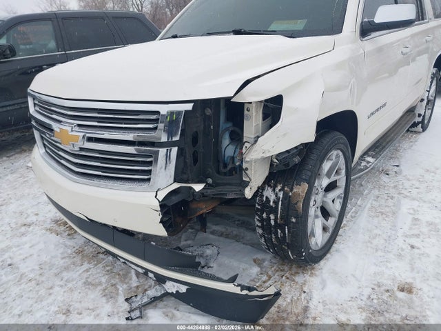 Продаж на аукціоні авто 2015 Chevrolet Suburban 1500 Ltz, vin: 1GNSKKKCXFR289826, номер лоту: 44284888