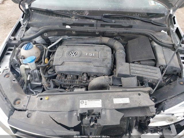 3VWD17AJXFM350088 Volkswagen Jetta 1.8t Se