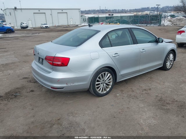 3VWD17AJXFM350088 Volkswagen Jetta 1.8t Se