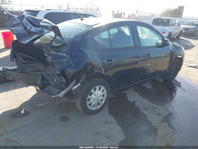 2015 NISSAN VERSA 3N1CN7AP1FL895449 Photo 3