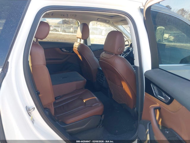 WA1LAAF77HD043723 Audi Q7 3.0t Premium